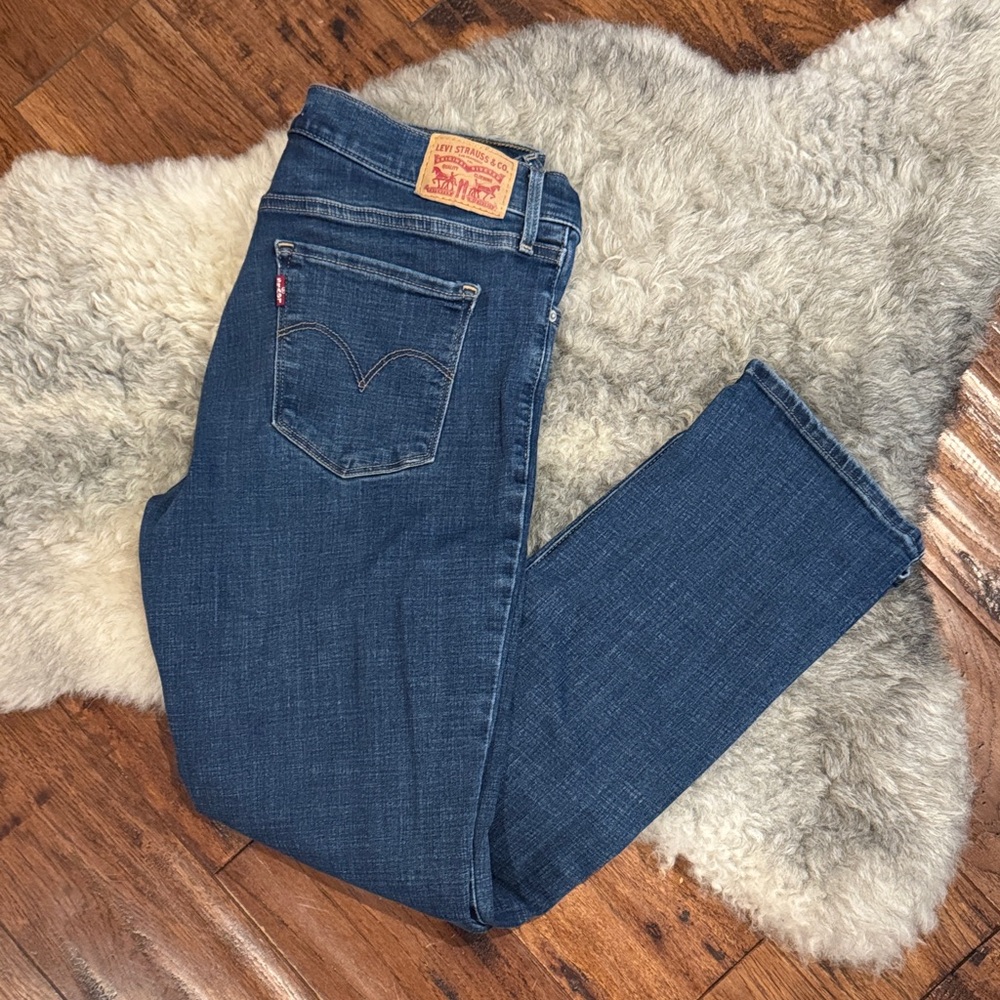 Levi's Women's 314 Blue Jeans